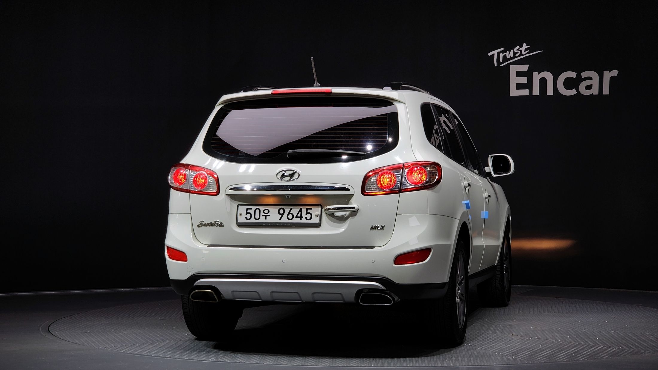HYUNDAI SANTAFE CM 2012