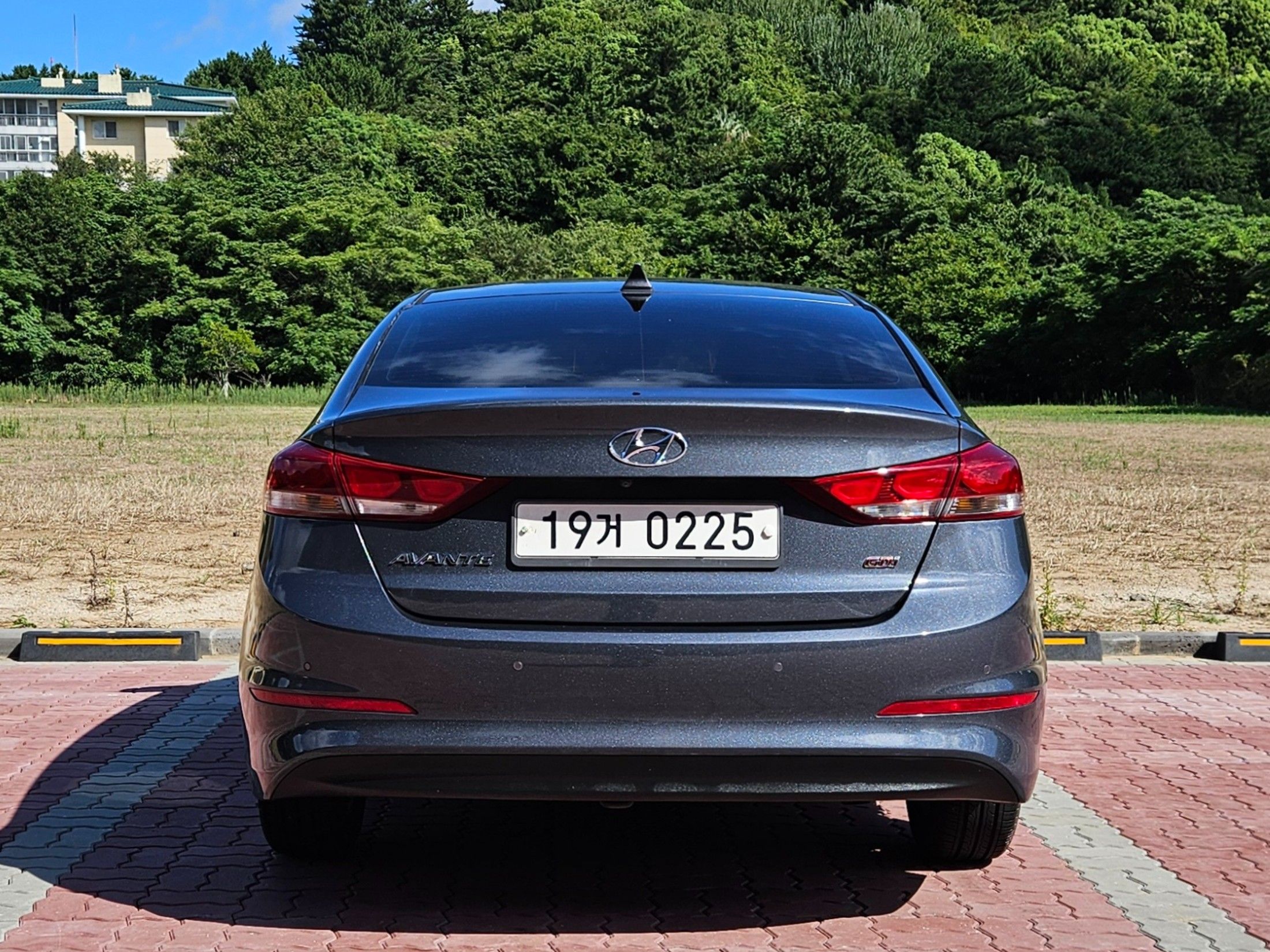 HYUNDAI AVANTE AD 2015