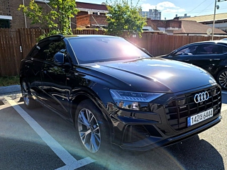 AUDI Q8 4M 2022