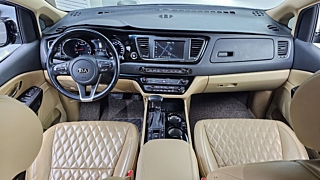 KIA CARNIVAL 2018