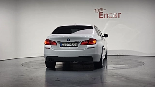 BMW 5-SERIES F10 2016