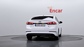 HYUNDAI AVANTE AD 2016
