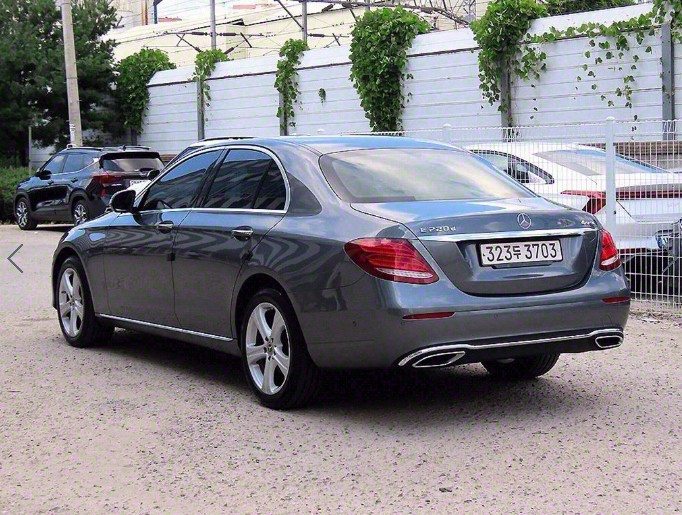MERCEDES BENZ E-CLASS W213 2017