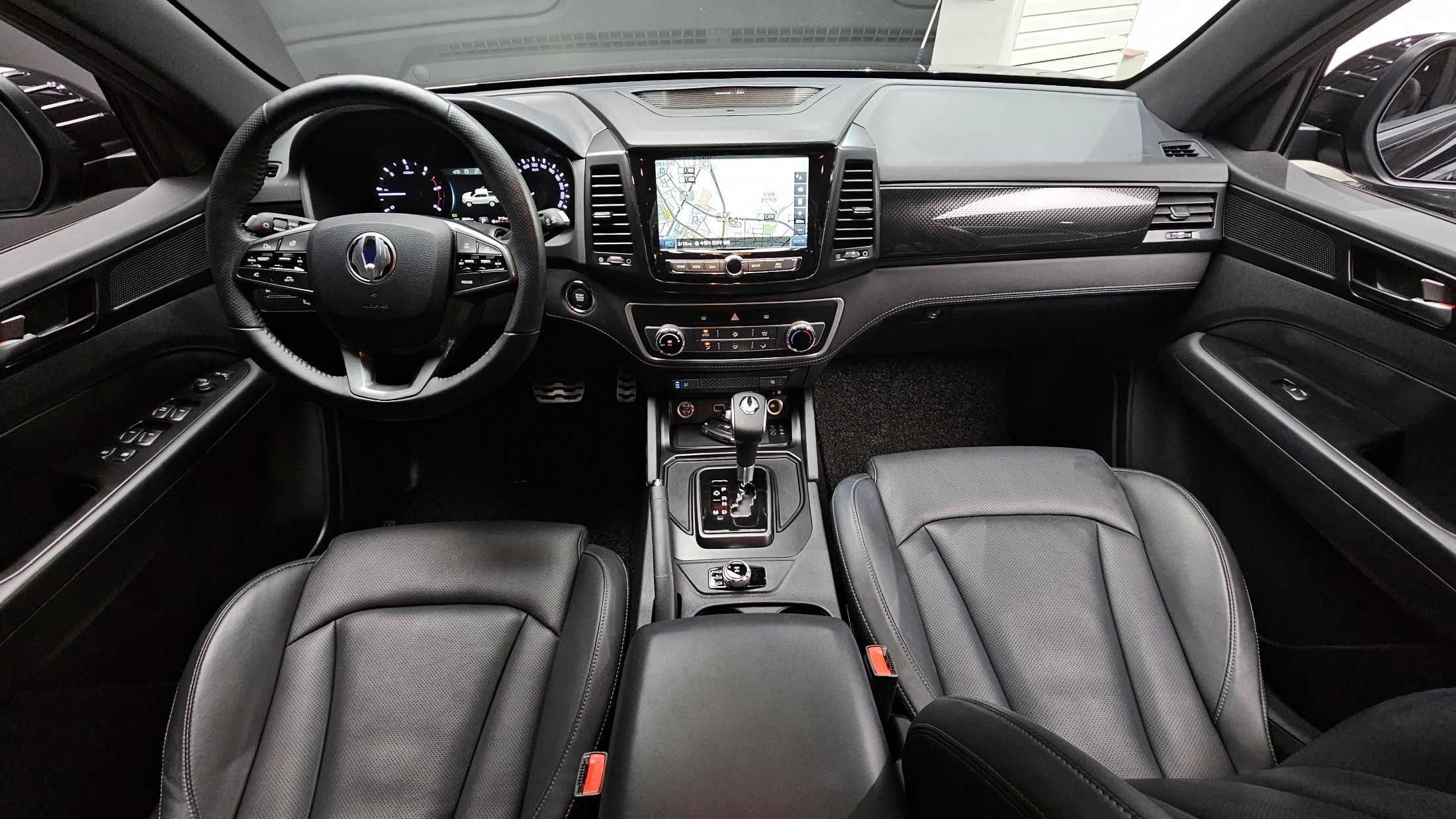 SSANGYONG REXTON SPORTS CAR 2021