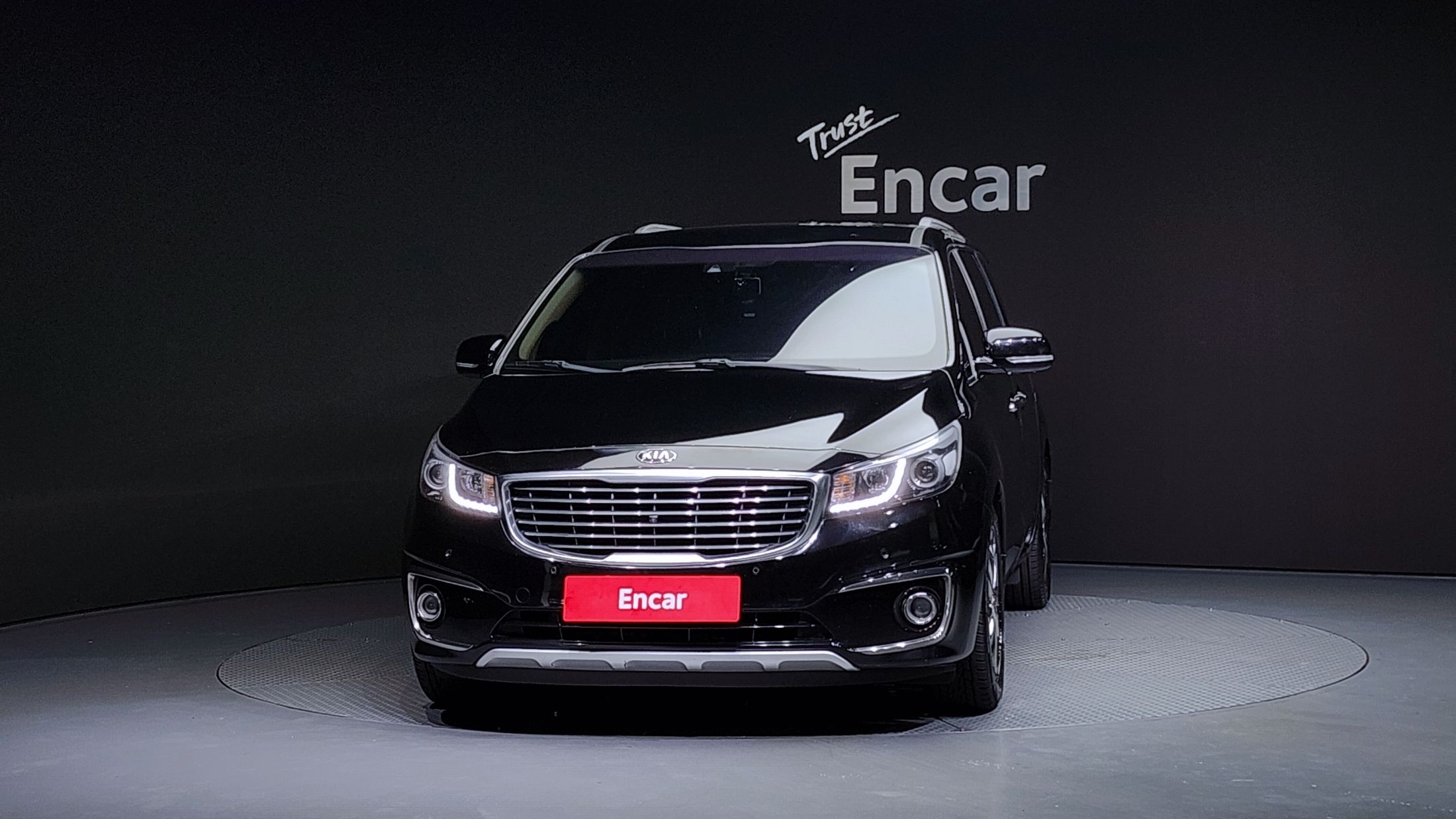 KIA CARNIVAL 2016