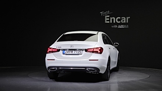 MERCEDES BENZ A-CLASS W177 2022
