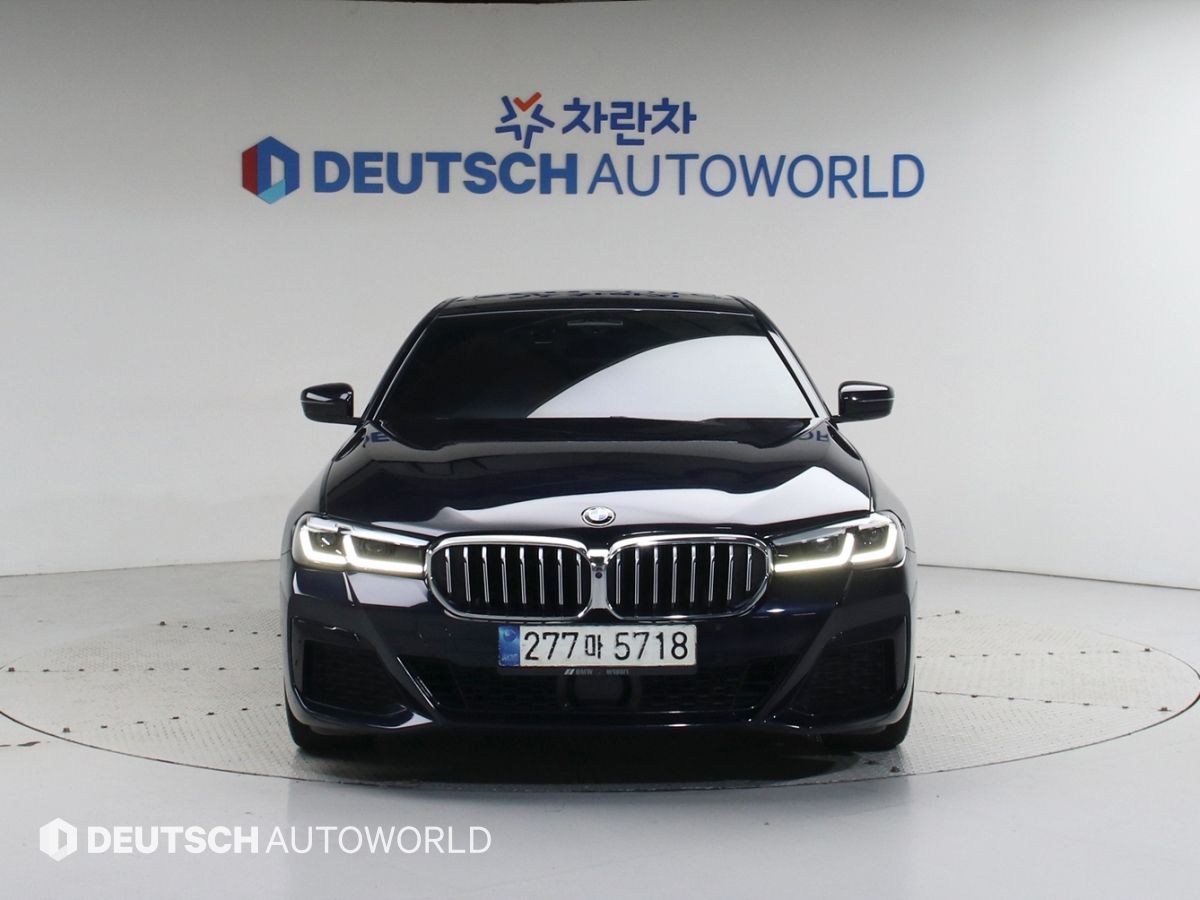 BMW 5-SERIES G30 2021
