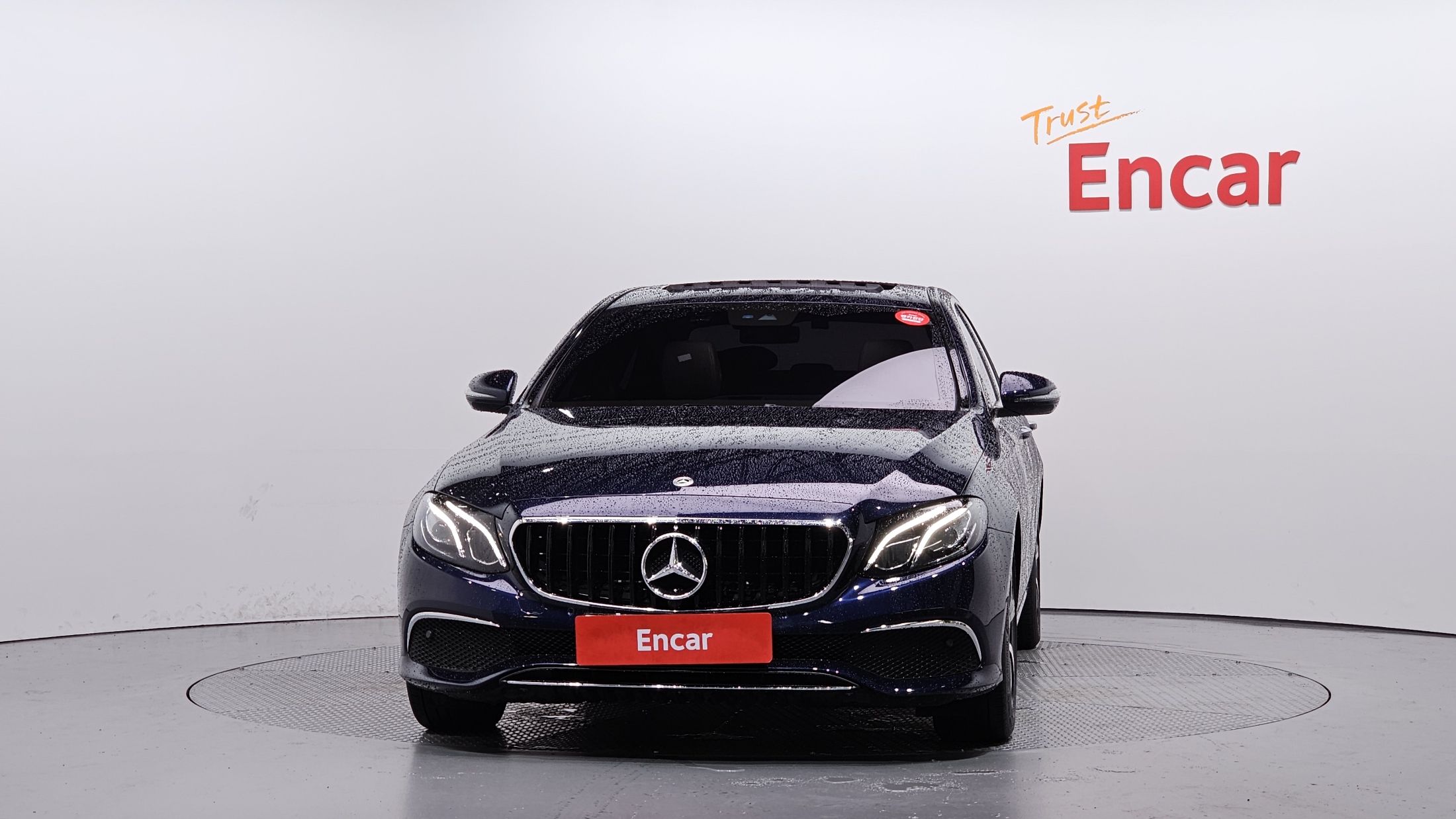 MERCEDES BENZ E-CLASS W213 2020