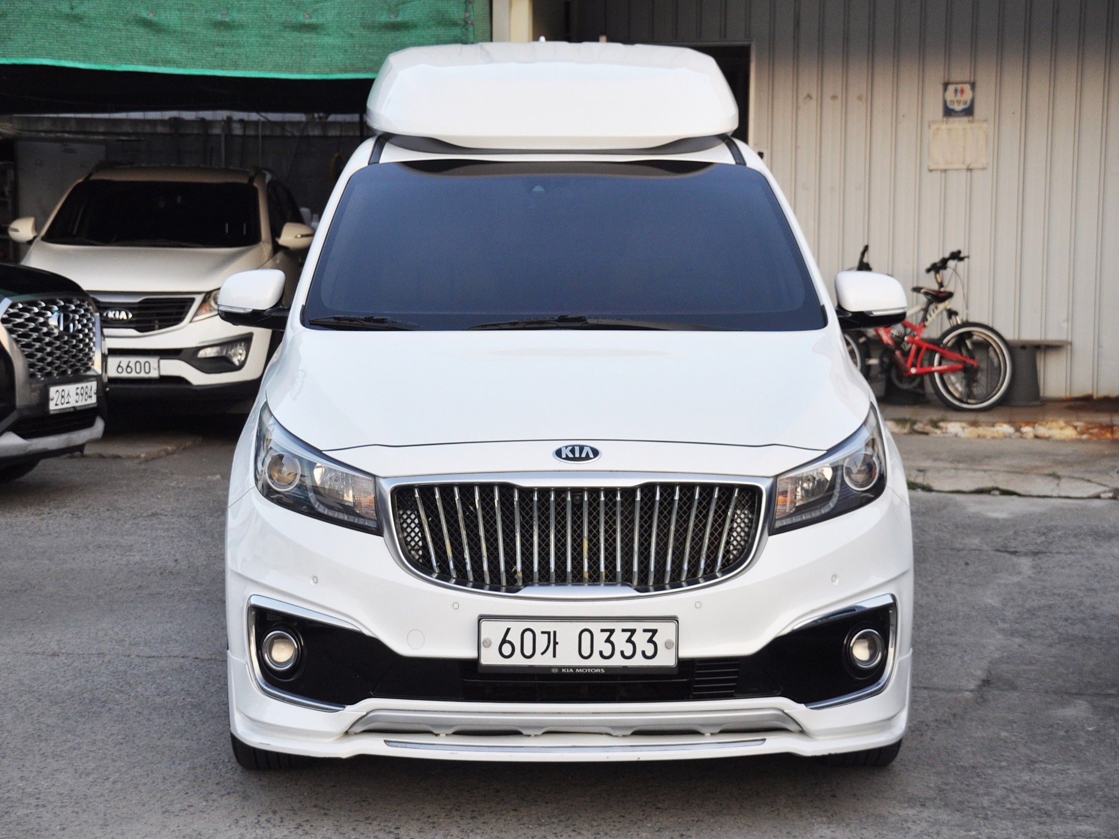 KIA CARNIVAL 2016
