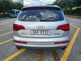AUDI Q7 2013