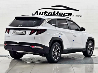 HYUNDAI TUCSON NX4 2021