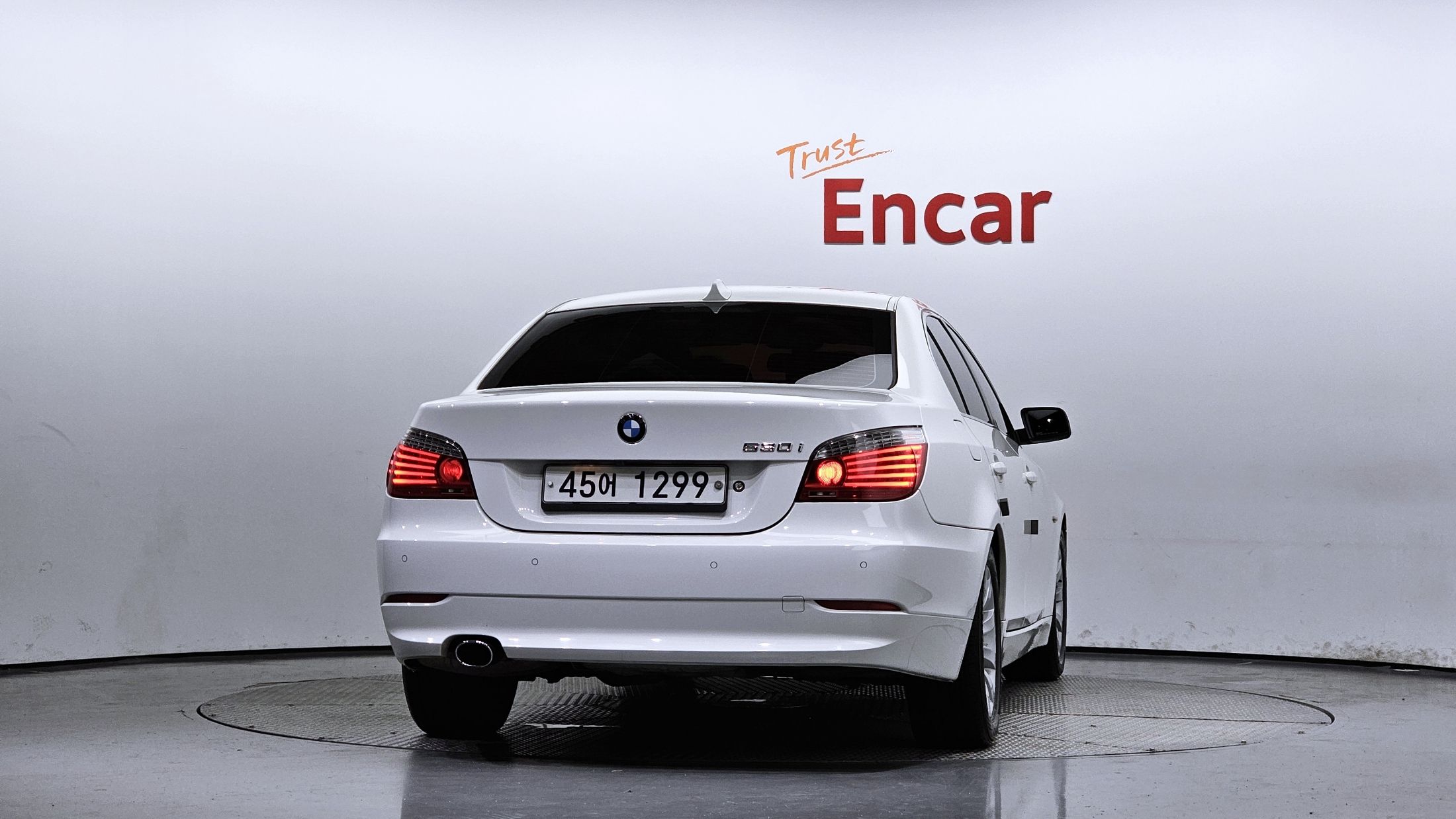 BMW 5-SERIES E60 2009
