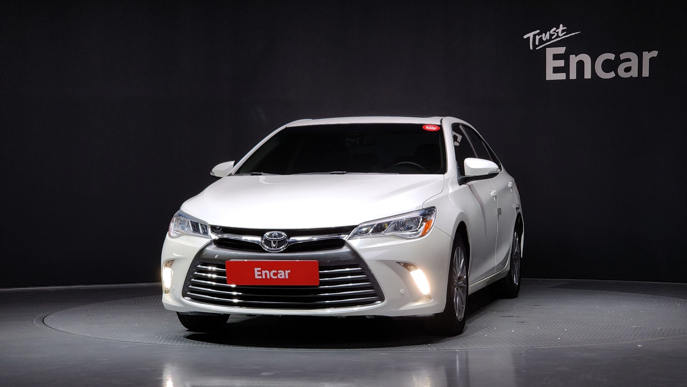 TOYOTA CAMRY 2016