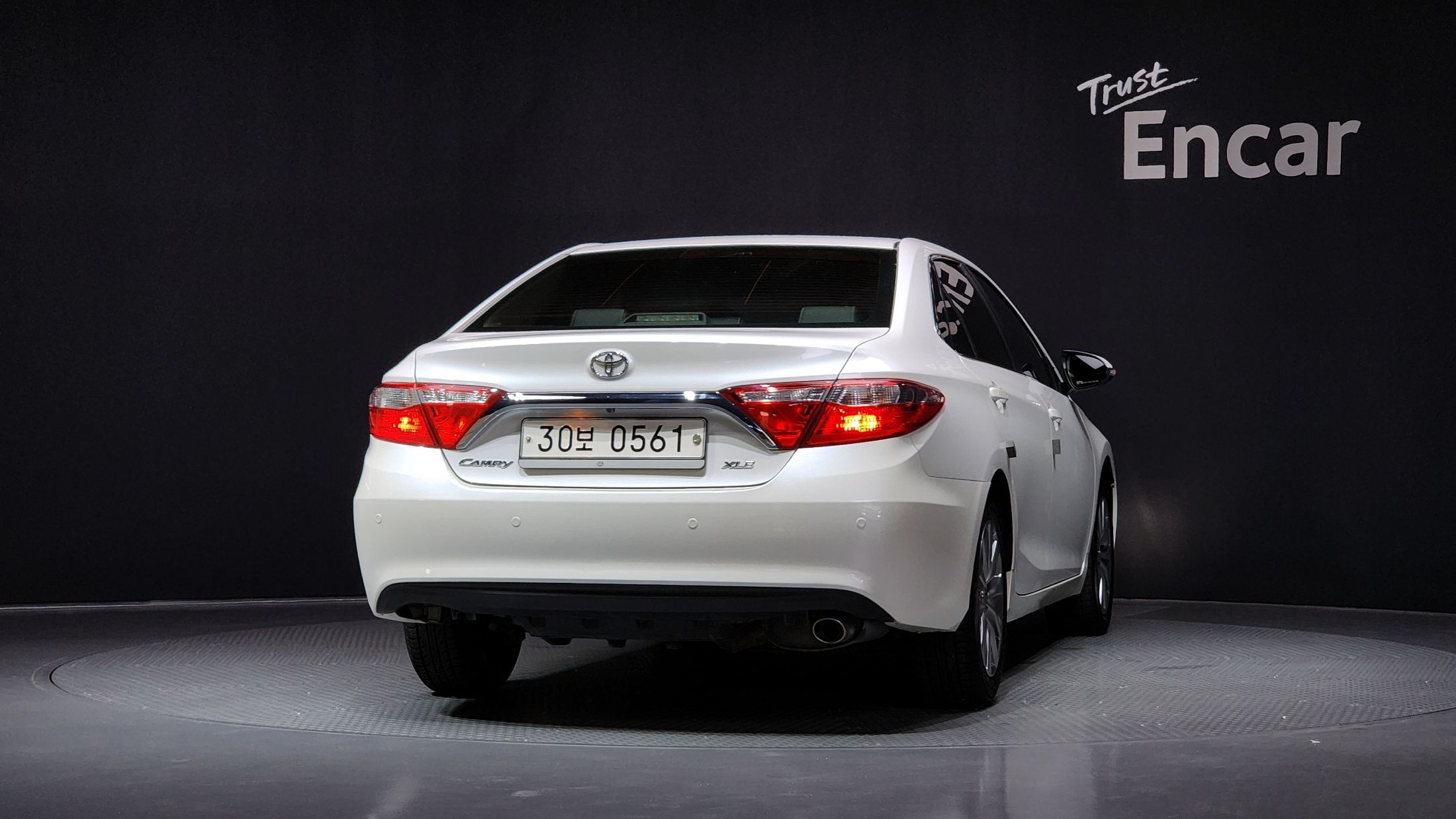 TOYOTA CAMRY 2016