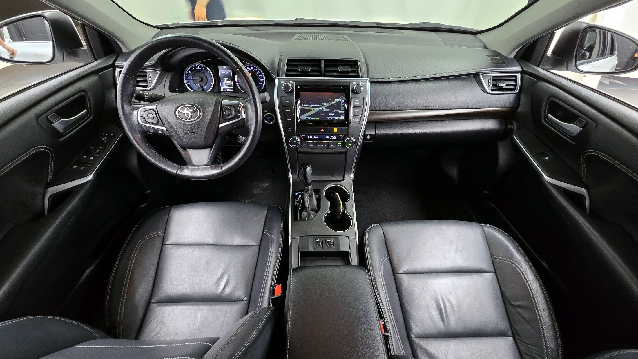 TOYOTA CAMRY 2016