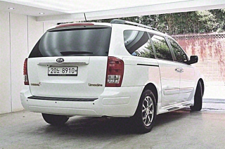 KIA CARNIVAL R 2014