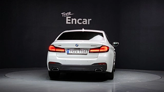 BMW 5-SERIES G30 2022