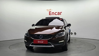 VOLVO V60 CROSS COUNTRY 2016