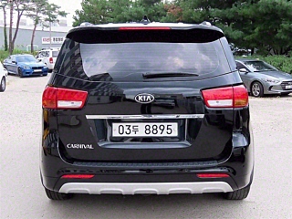 KIA CARNIVAL 2016