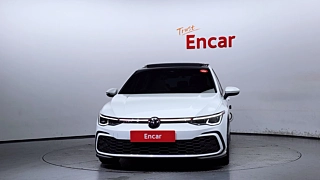 VOLKSWAGEN GOLF 2024