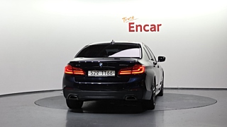BMW 5-SERIES G30 2018
