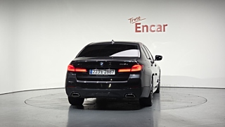 BMW 5-SERIES G30 2023