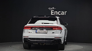 AUDI Q8 4M  55 TFSI Quattro Premium 2021