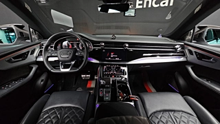 AUDI Q8 4M  55 TFSI Quattro Premium 2021