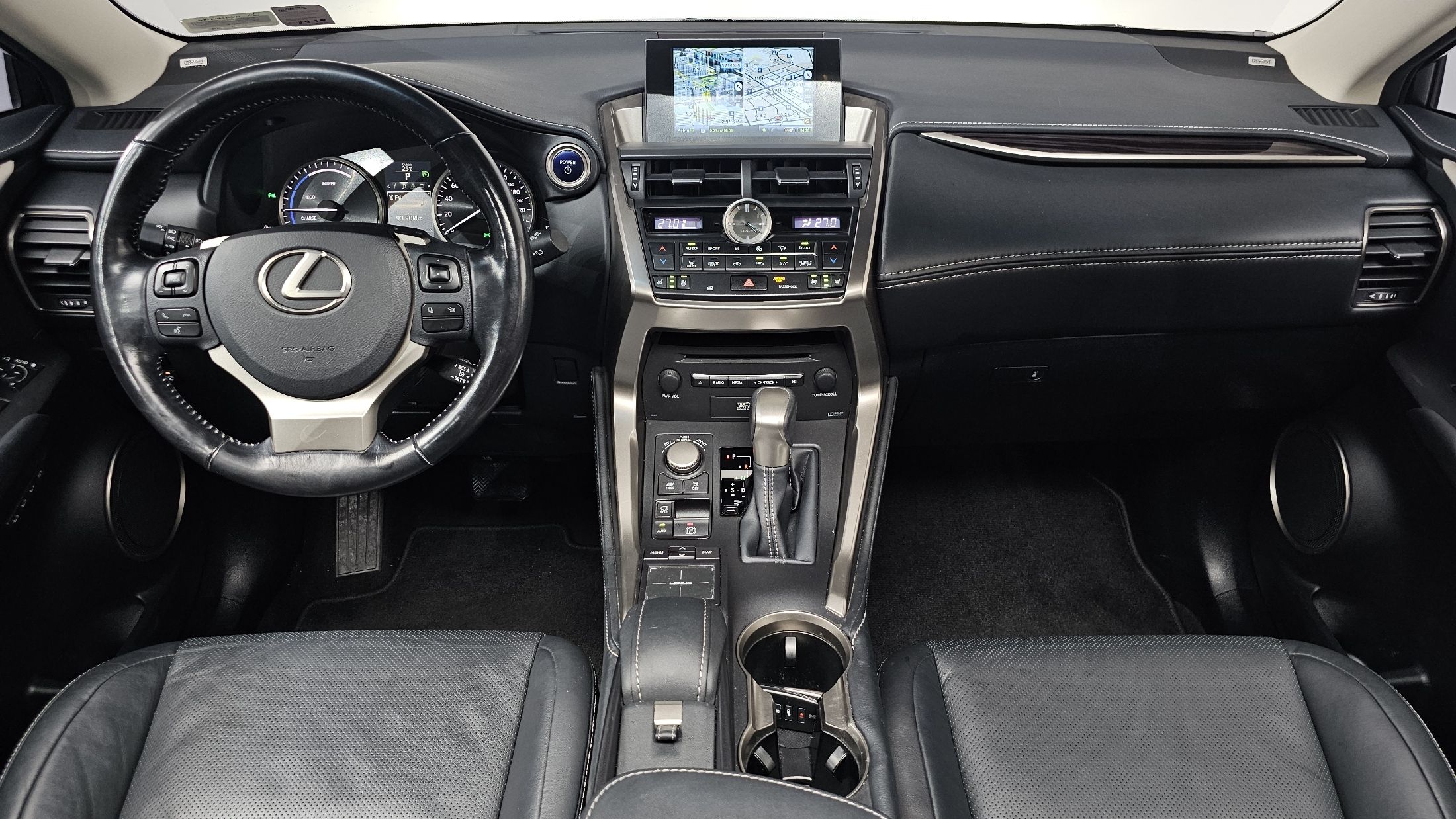 LEXUS NX300H 2016