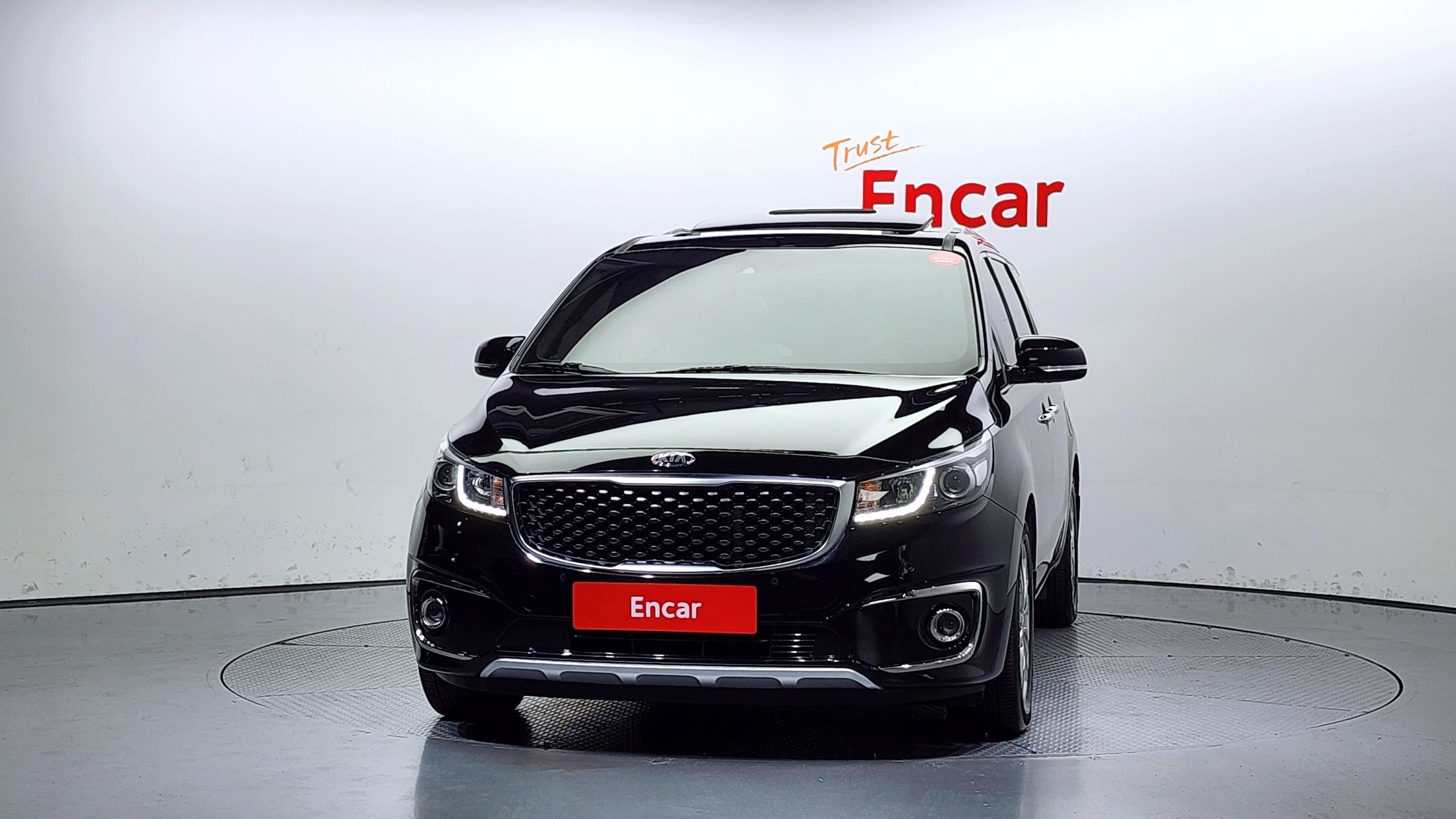 KIA CARNIVAL 2017