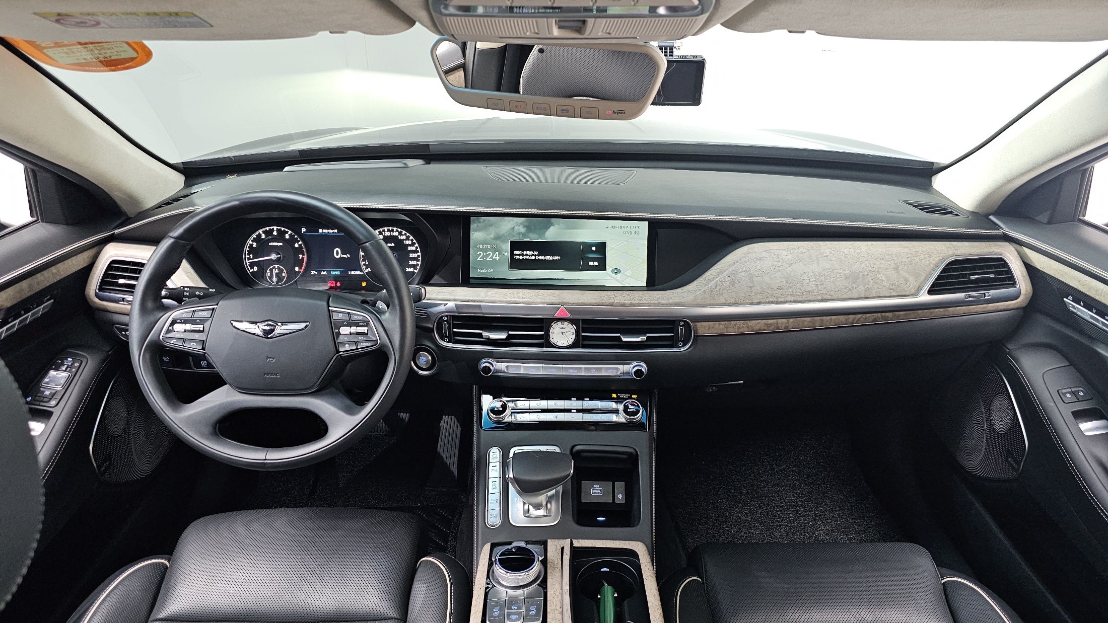 GENESIS G90 2020