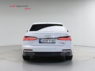 AUDI A6 C8 2023
