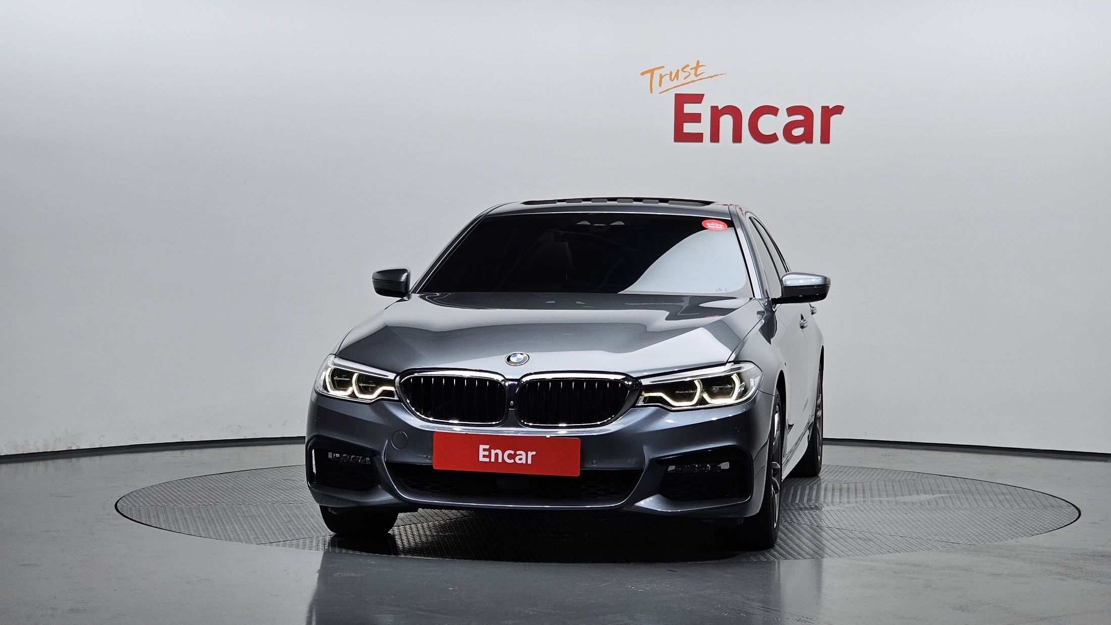 BMW 5-SERIES G30 2017