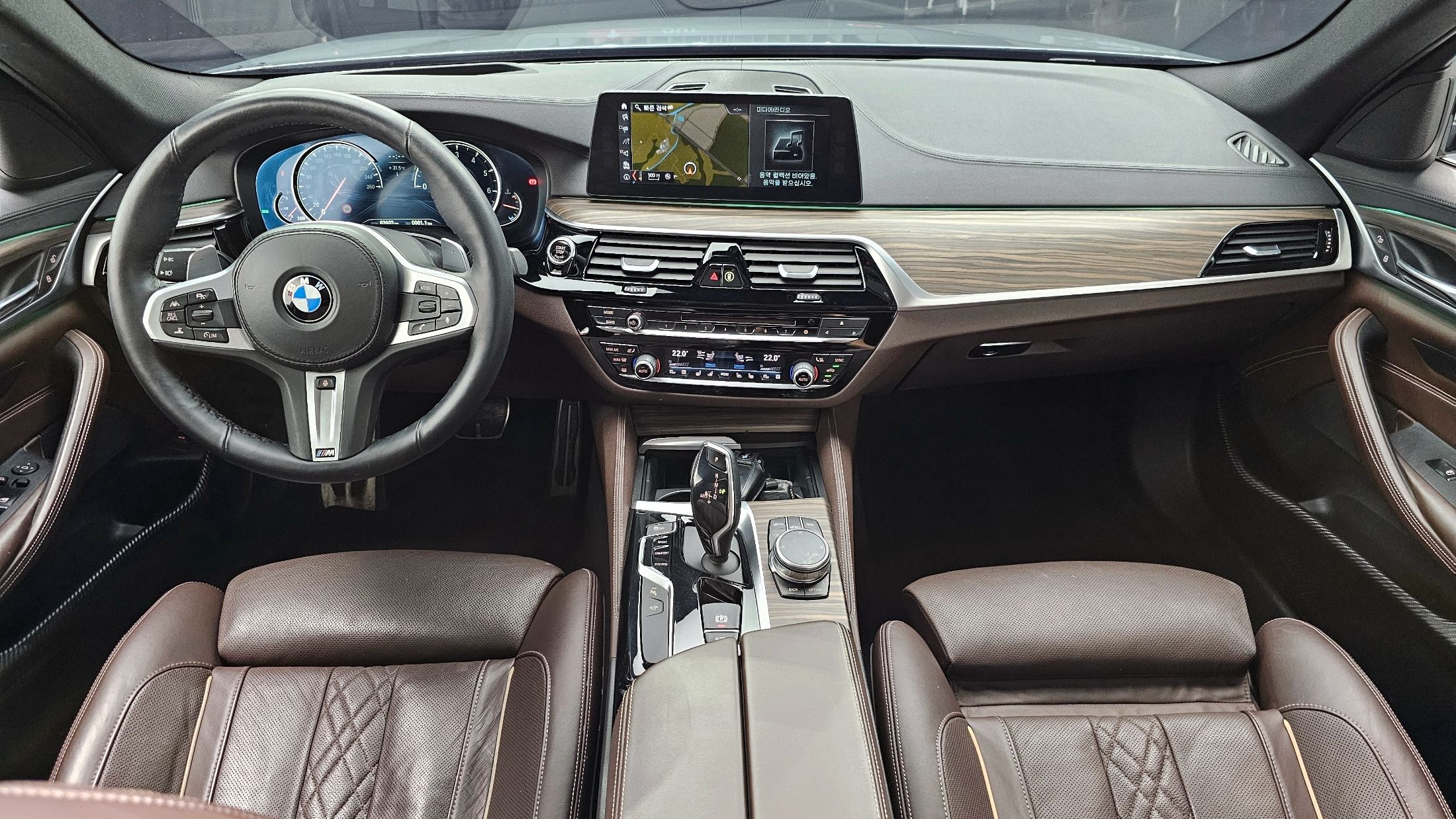 BMW 5-SERIES G30 2017