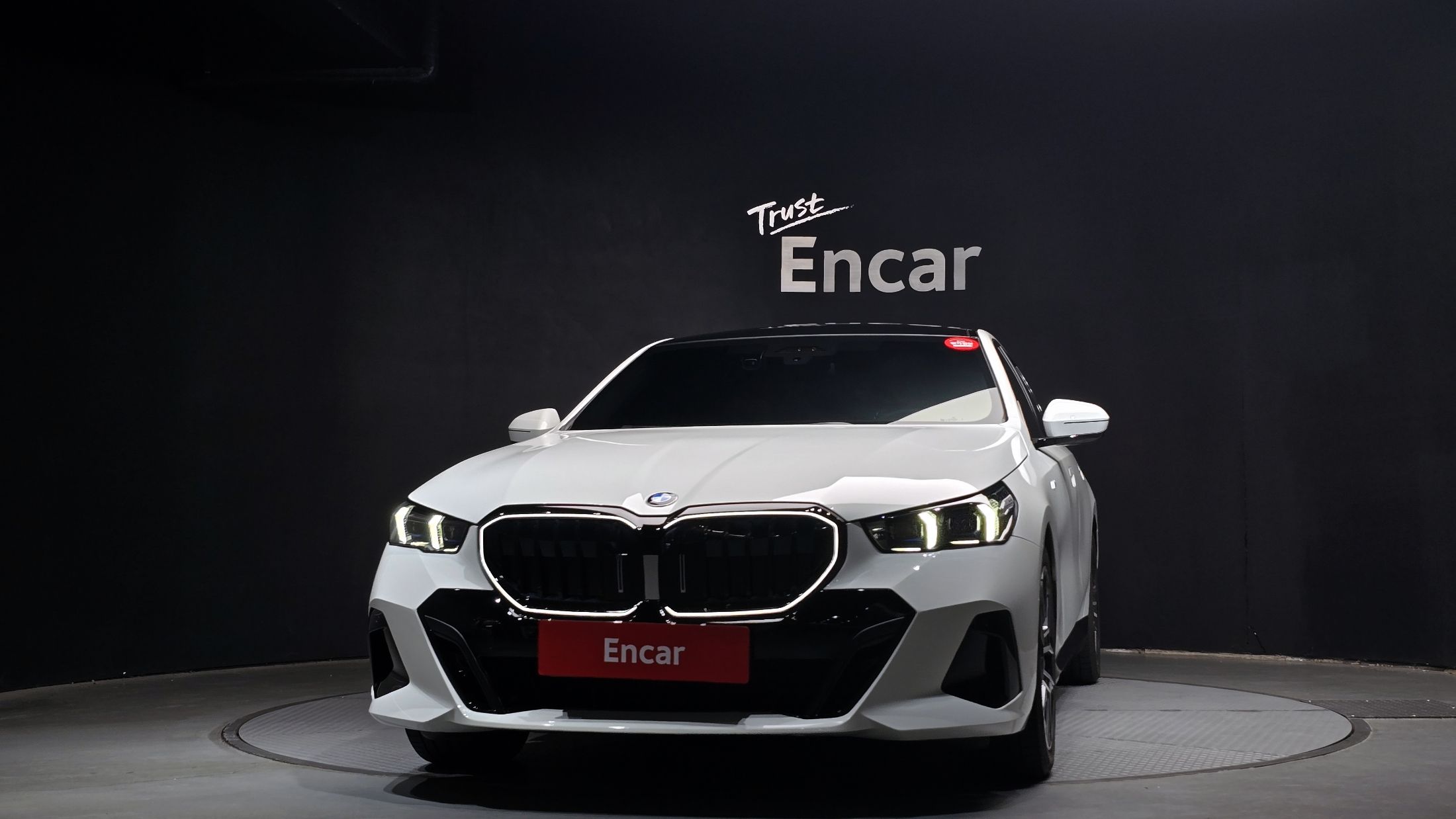 BMW 5-SERIES G60 2023