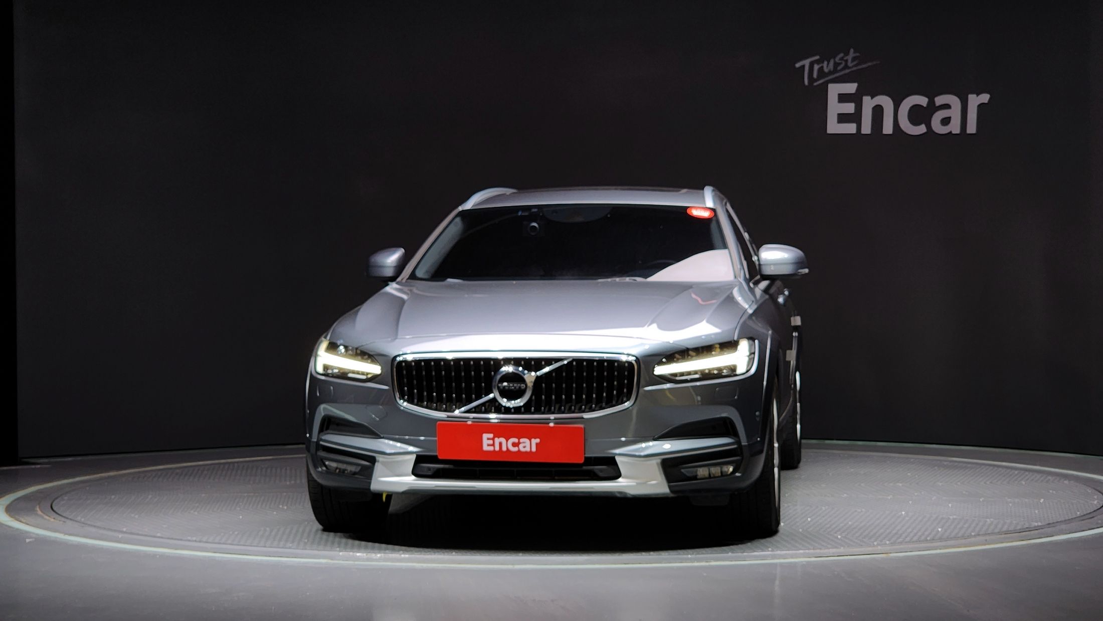 VOLVO V90 CROSS COUNTRY 2017