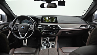 BMW 5-SERIES G30 2017