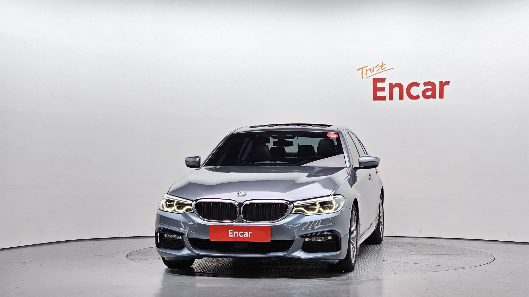BMW 5-SERIES G30 2017