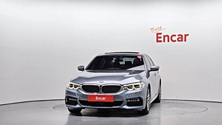 BMW 5-SERIES G30 2017