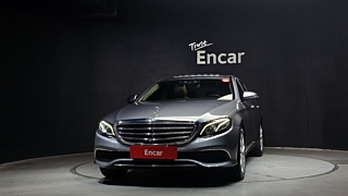 MERCEDES BENZ E-CLASS W213 2017