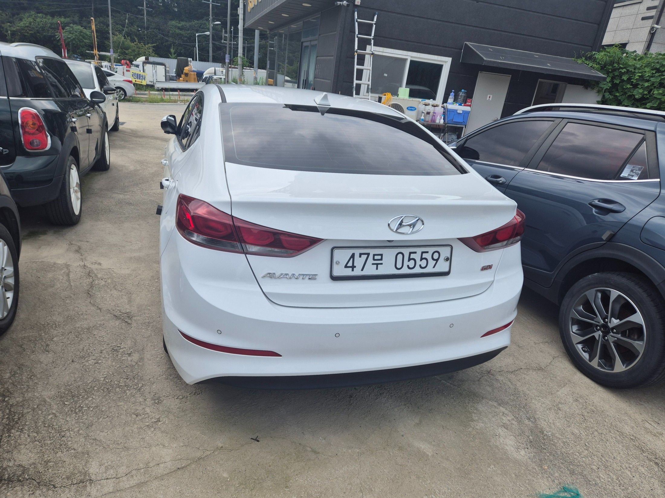 HYUNDAI AVANTE AD 2015