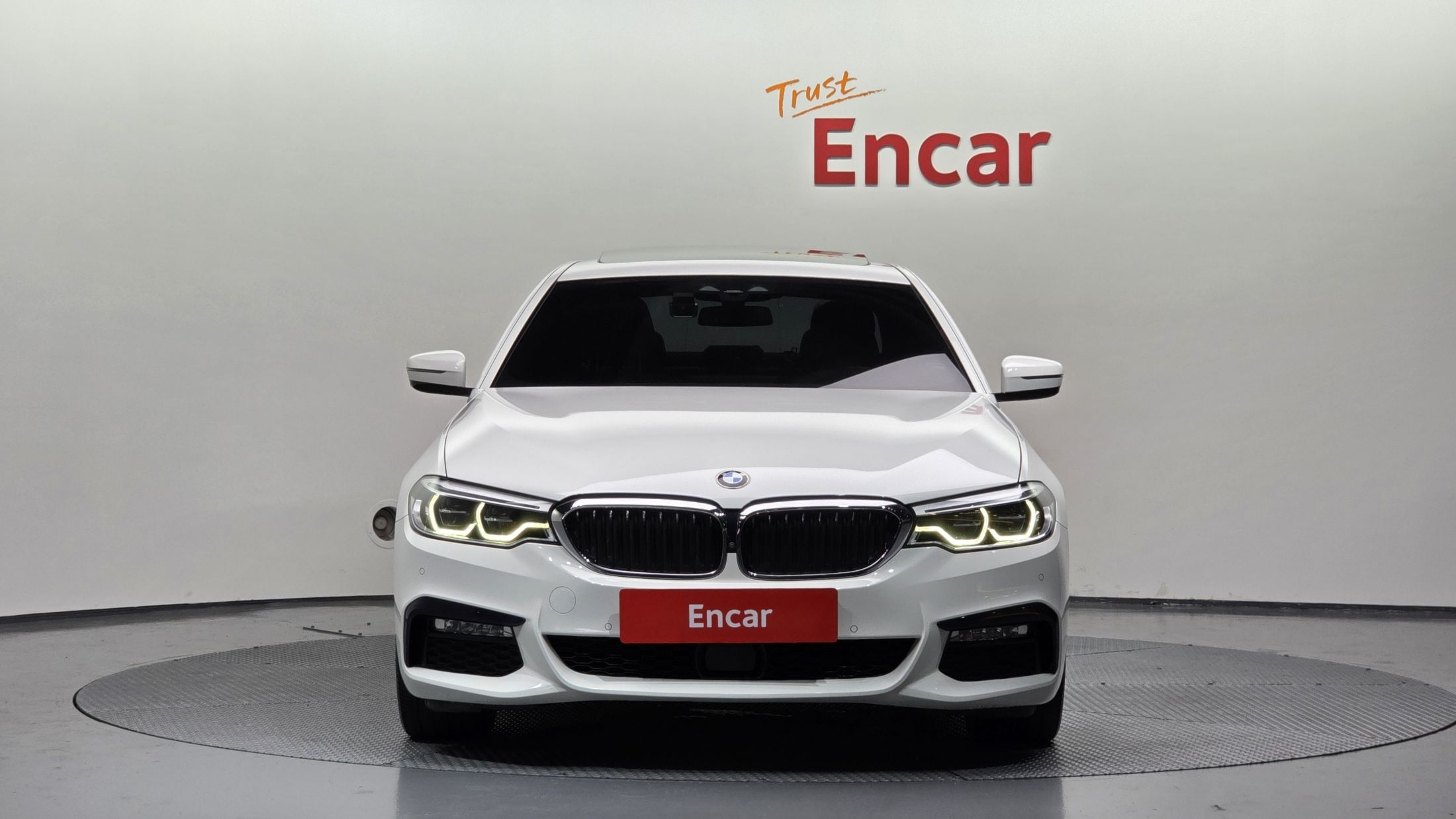 BMW 5-SERIES G30 2018