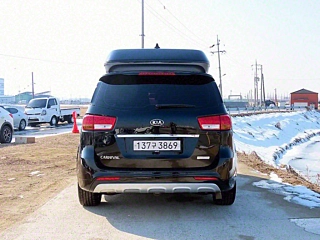 KIA CARNIVAL 2016
