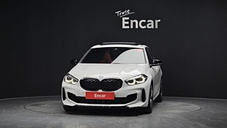 BMW 1-SERIES F40 2024