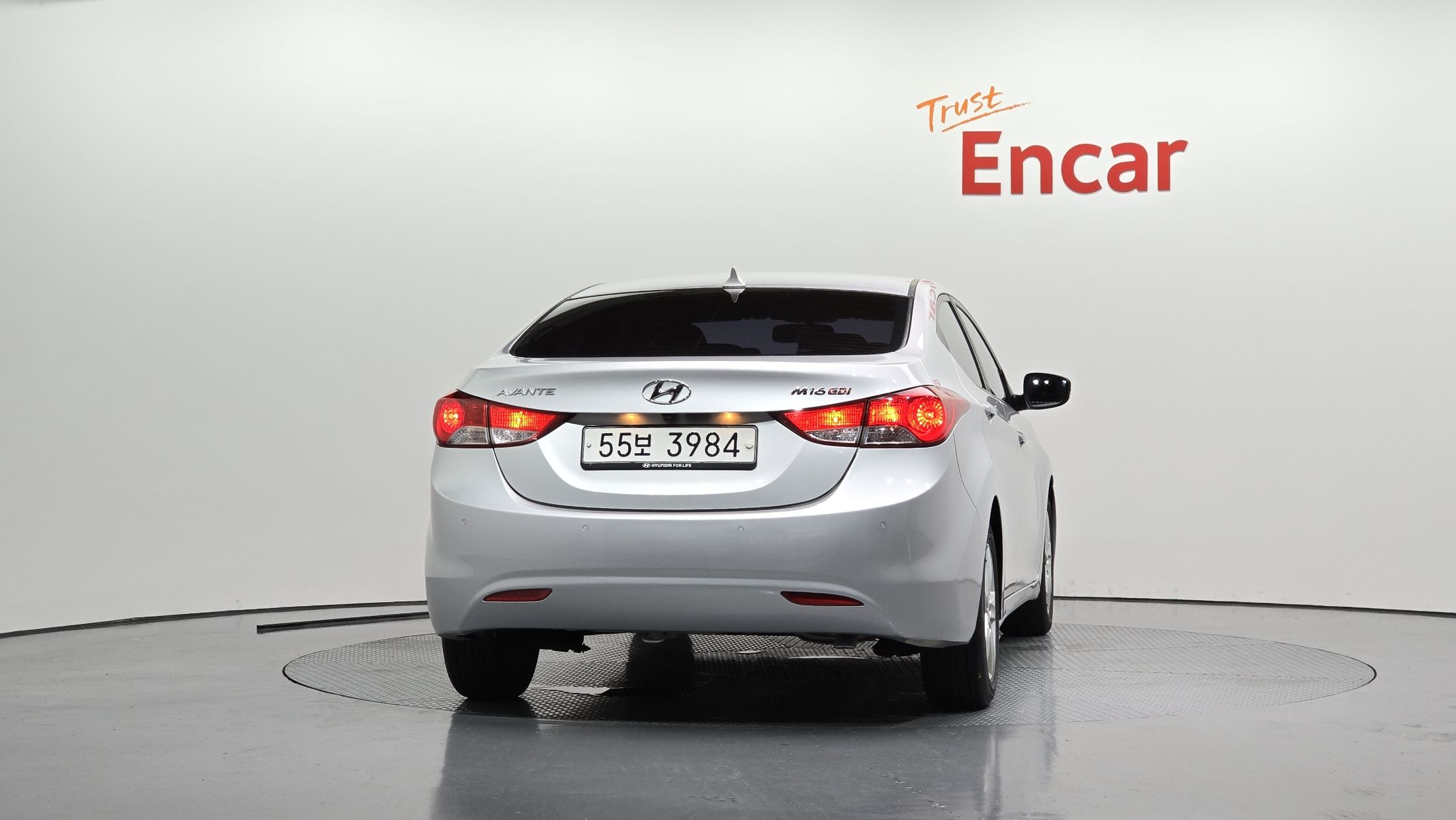 HYUNDAI AVANTE MD 2011