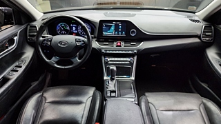 HYUNDAI GRANDEUR IG HYBRID 2017