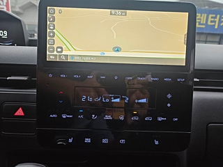 HYUNDAI STARIA 2023