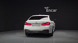 BMW 5-SERIES G30 2022