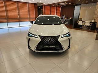 Заказать LEXUS UX300H