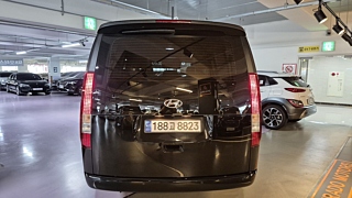 HYUNDAI STARIA 2023